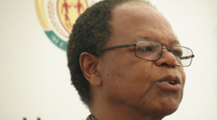 Dan Sechaba Montsitsi, who is reported to have passed away from COVID-19 complications. Image: Twitter / @SAfmRadio