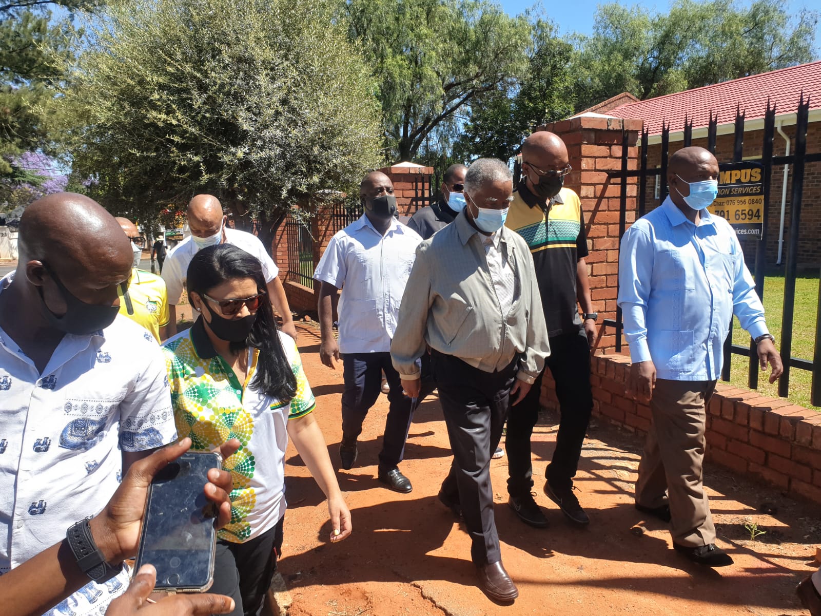 Former President Thabo Mbeki arrives at the Holy Family Colleage in Parktown to cast his vote. The colleage is a stone's throw away from the Thabo Mbeki Foundation. When asked who he is voting for, Mbeki said: "It is a secret ballot". Image: George Matlala.