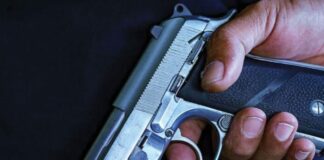 Shootout between cops and suspected criminals leaves five dead