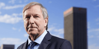 Derek Watts dies