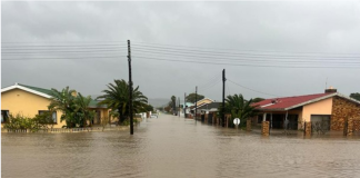 Level-nine storms batter Western Cape