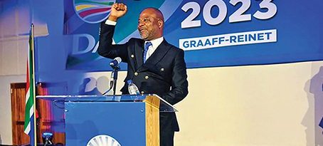 Nqaba Bhanga rejoins ANC