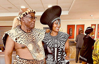 Zuma threatens daughter with expulsion