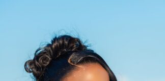 Makhadzi's last-minute Durban July outfit results in a fashion 'miss'