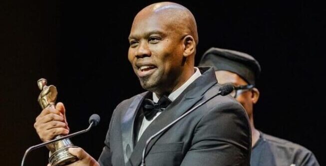 Actor Melusi Yeni has won the Simon Mabhunu Sabela Award