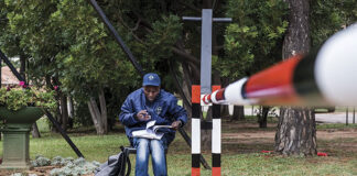 Security guard now a chemical engineer graduate