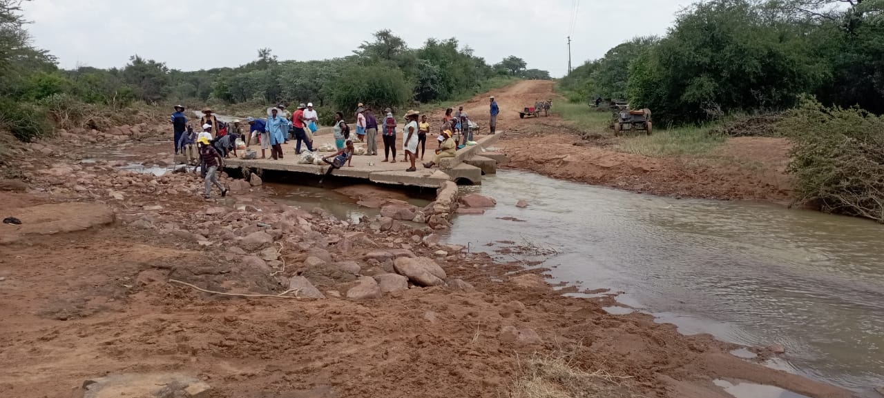 Floods cut off North West village from rest of South Africa