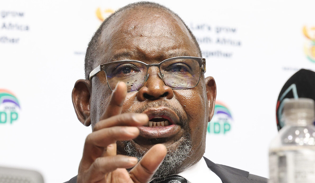 Enoch Godongwana