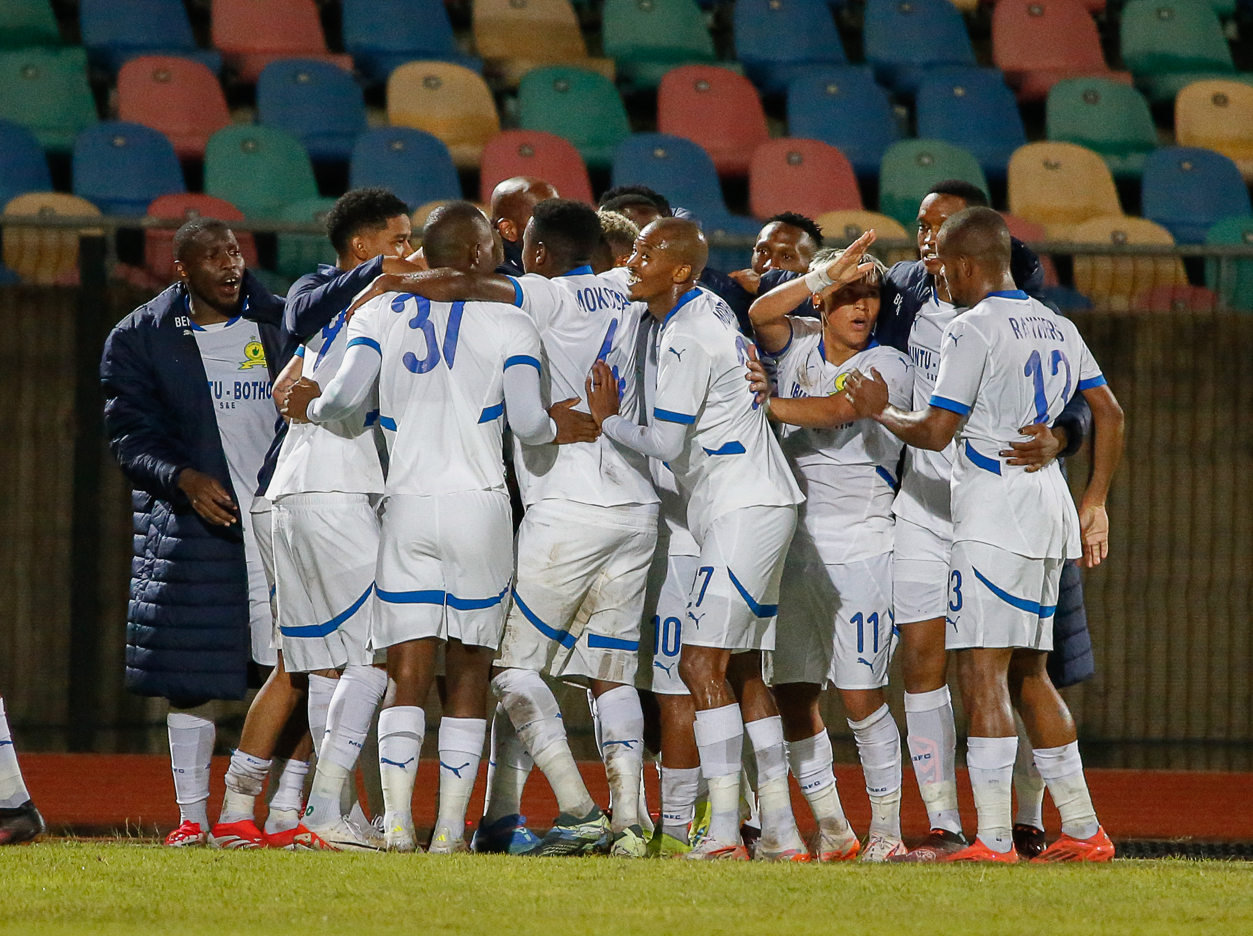 Mamelodi Sundowns through to the Champions League semis