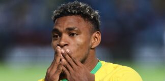 Downs wallop AmaZulu, while Chiefs drop points against Bay Sundowns coach happy with his young players