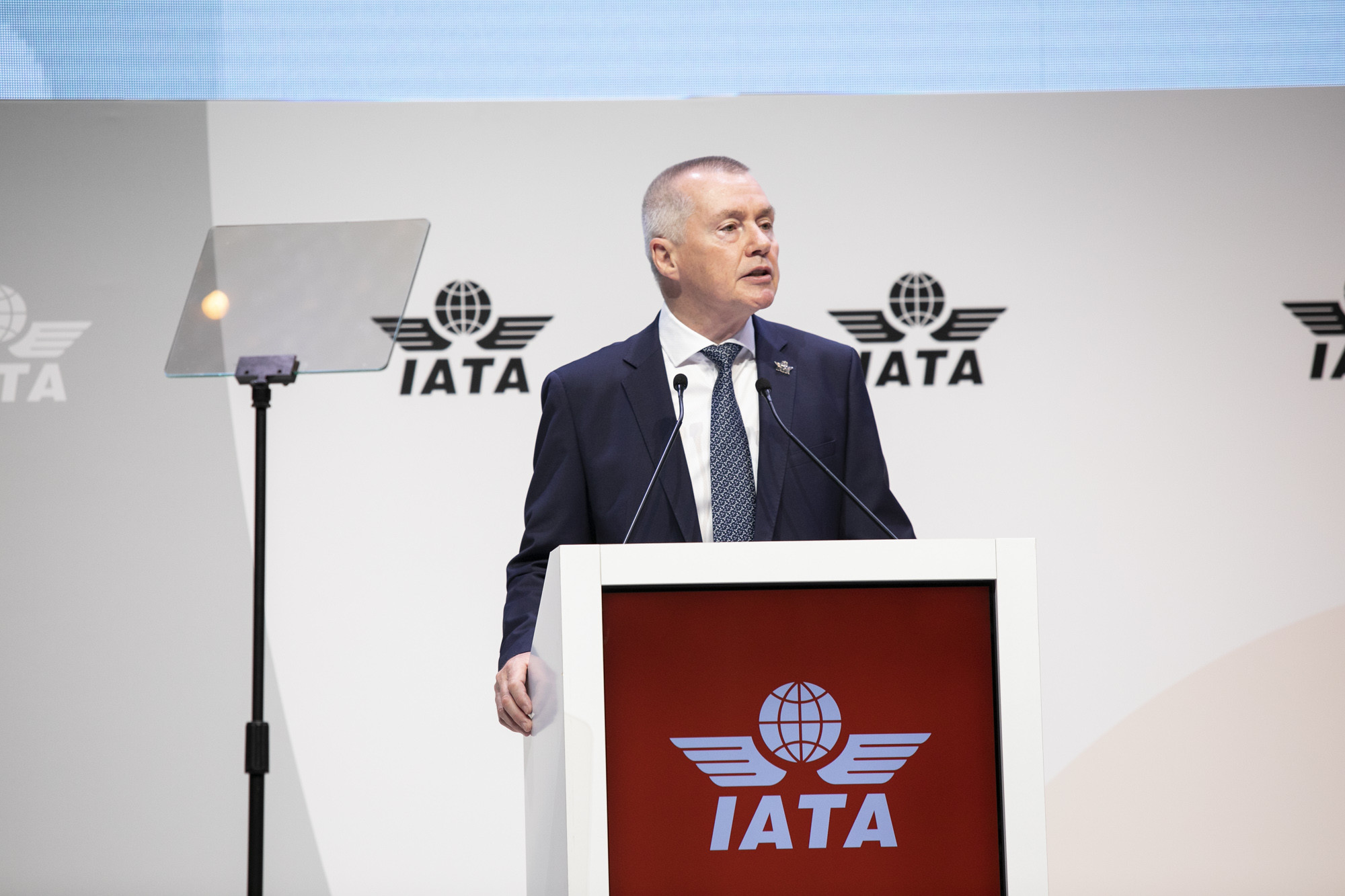 Figures for air passenger traffic