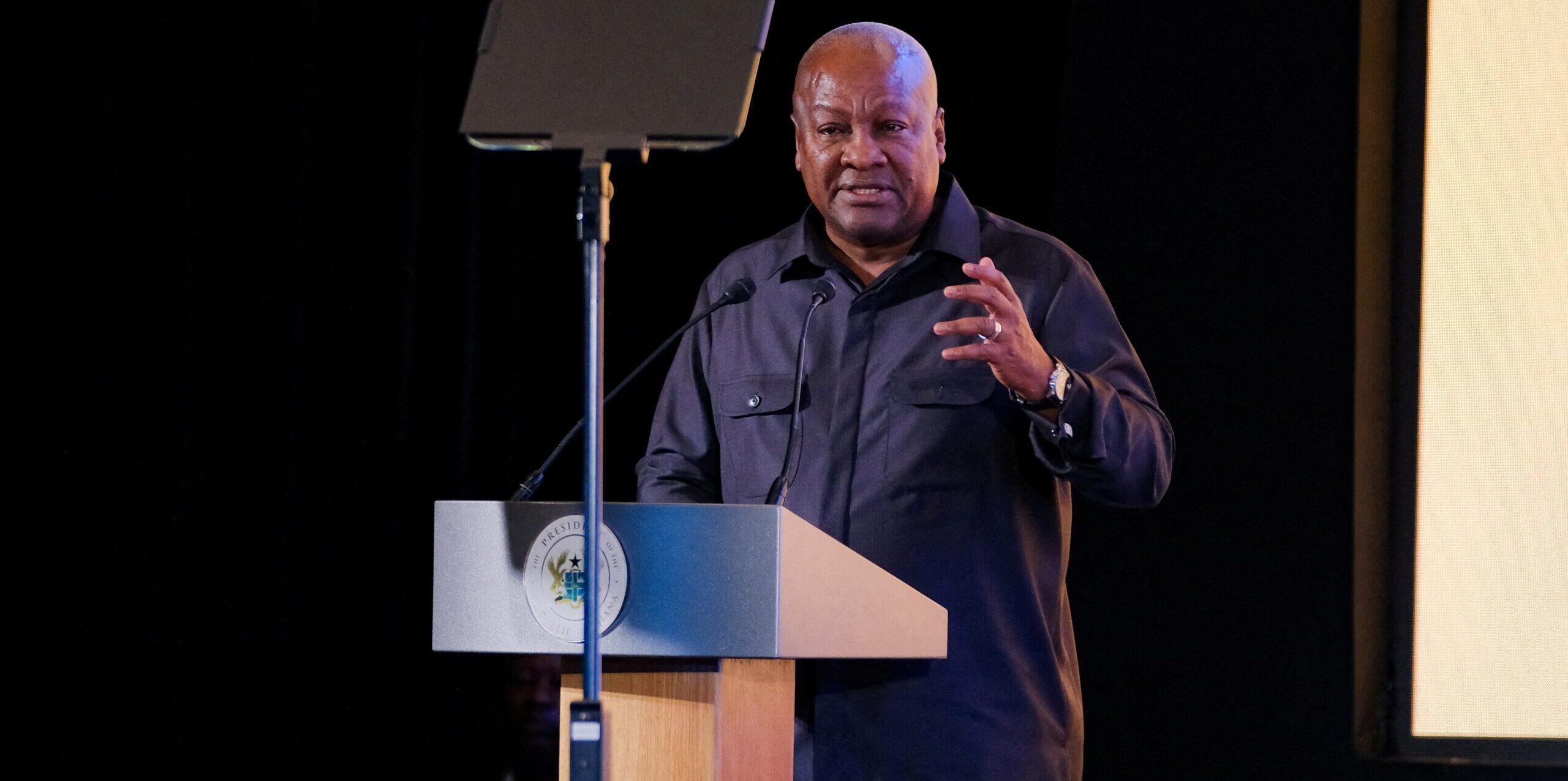 Ghana delays South Africa meetings over anti-migrant violence