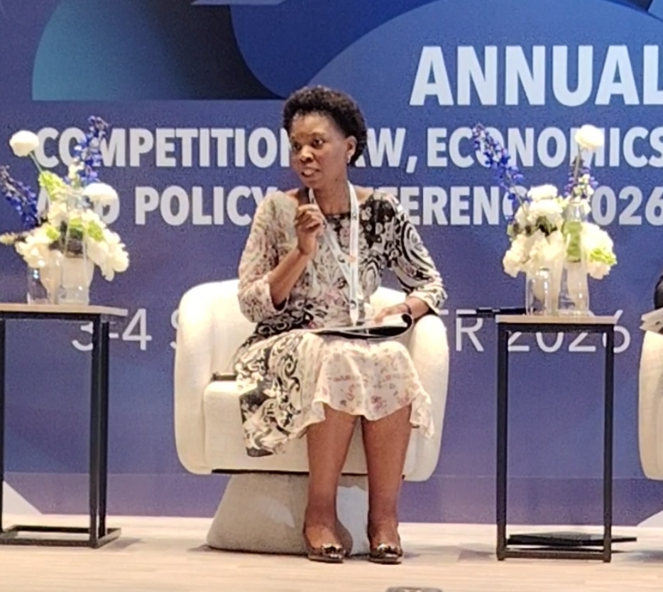 Doris Tshepe addressing delegates